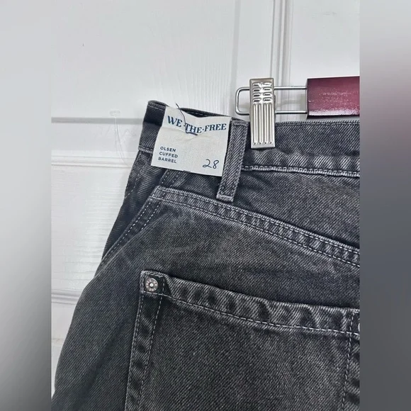 NWT Free People, We The Free Olsen Cuffed Crop Barrel Jeans, Multiple Sizes - Picture 9 of 11